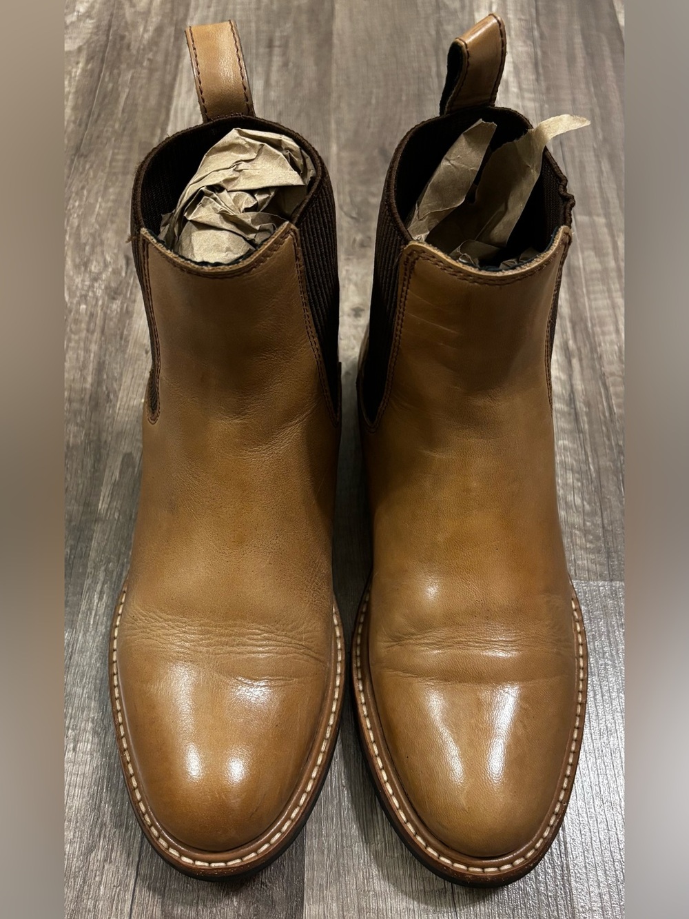 Nisolo Carmen Chelsea Boots in Tan - Picture 3 of 5